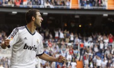 开云在线赛事平台-奇迹再临安菲尔德，斯通斯冠军级立柱，利物浦收割巴萨的战术密码