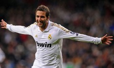 开云体育中国-猛龙对阵火箭，克莱·汤普森关键时刻的佛光普照