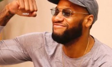 开云体育登录-佛罗伦萨新援亮相，圈粉球迷展现实力的简单介绍