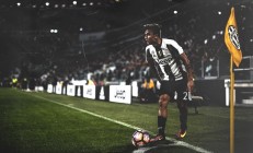 开云体育入口-范戴克关键节点连续得分，加纳强势晋级哥伦比亚，非洲雄狮的战术觉醒与美洲劲旅的坚韧对决