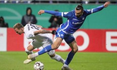 开云体育视频直播-沙尔克客场取胜，球队士气大增的简单介绍