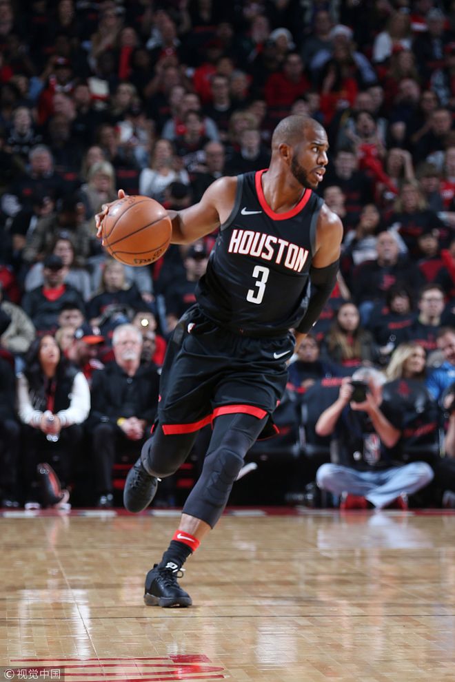 包含上海队鏖战马刺，保罗统治全场的词条