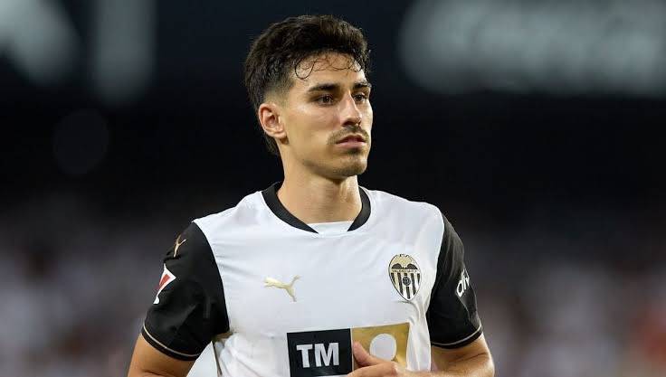 关于阿拉维斯力克巴伦西亚豪取三分的信息