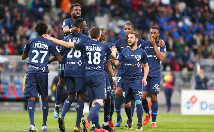 甘冈客场挑战尼斯，争取客场胜利的简单介绍