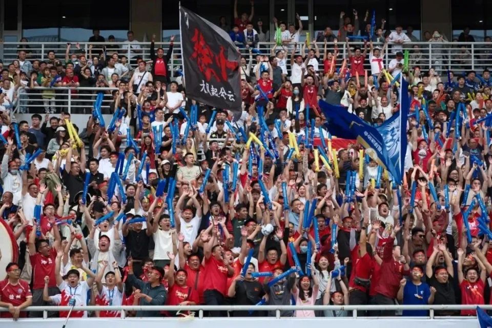 关于江苏联手击败对手，全队发挥精彩的信息