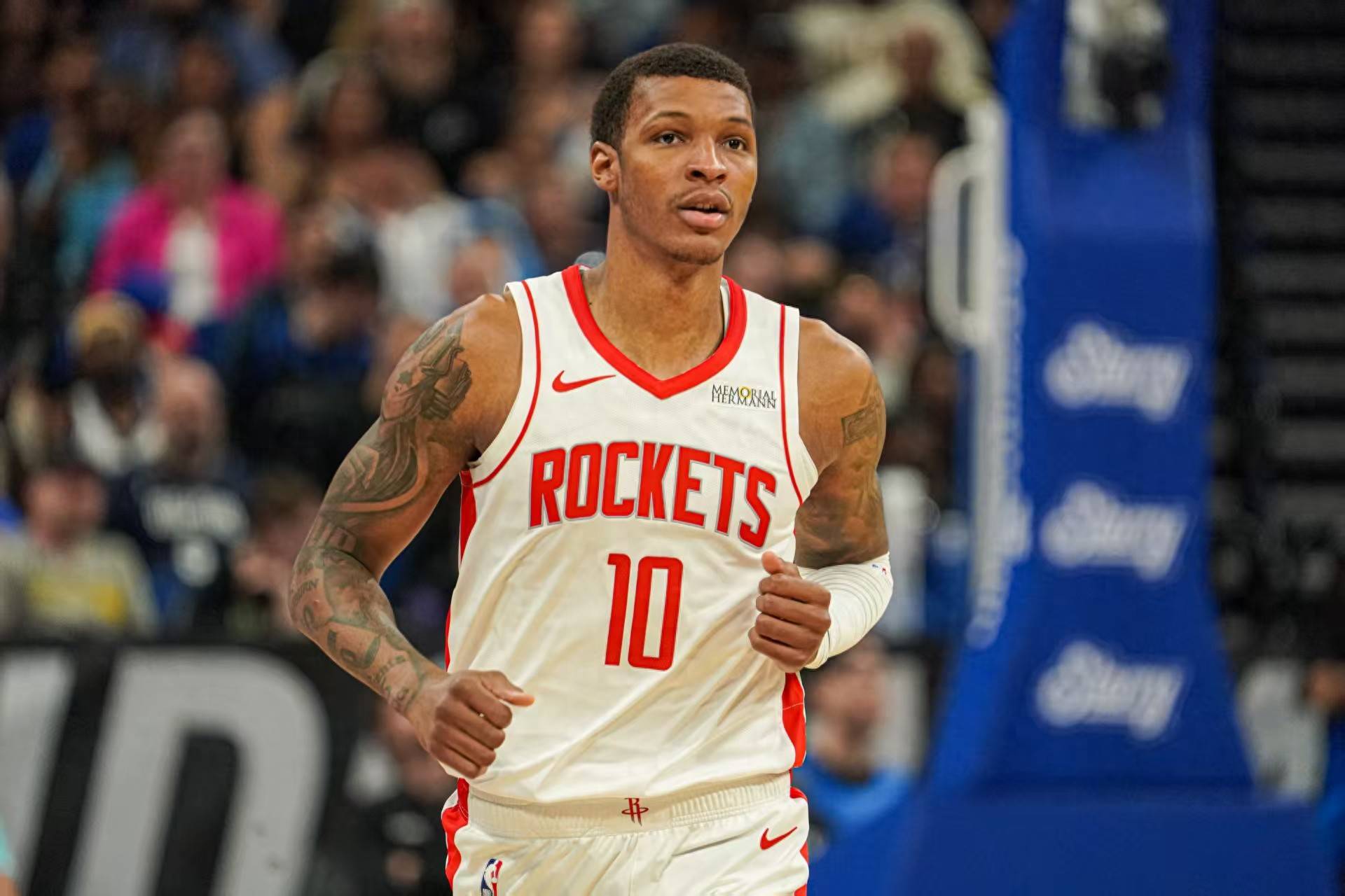 火箭力克国王，锡安刷新纪录的简单介绍