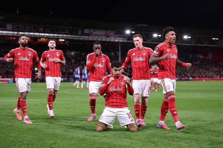 关于欧洲国家杯赛十面埋伏,胜负悬念让人屏息以待的信息 关于欧洲国家杯赛十面埋伏,胜负悬念让人屏息以待的信息