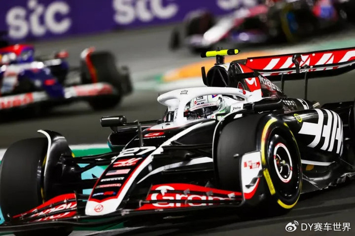 哈斯车队险胜索伯车队,汉密尔顿统治全场的简单介绍 哈斯车队险胜索伯车队,汉密尔顿统治全场的简单介绍