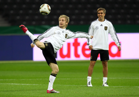 德国队横扫日本队，马琳统治全场