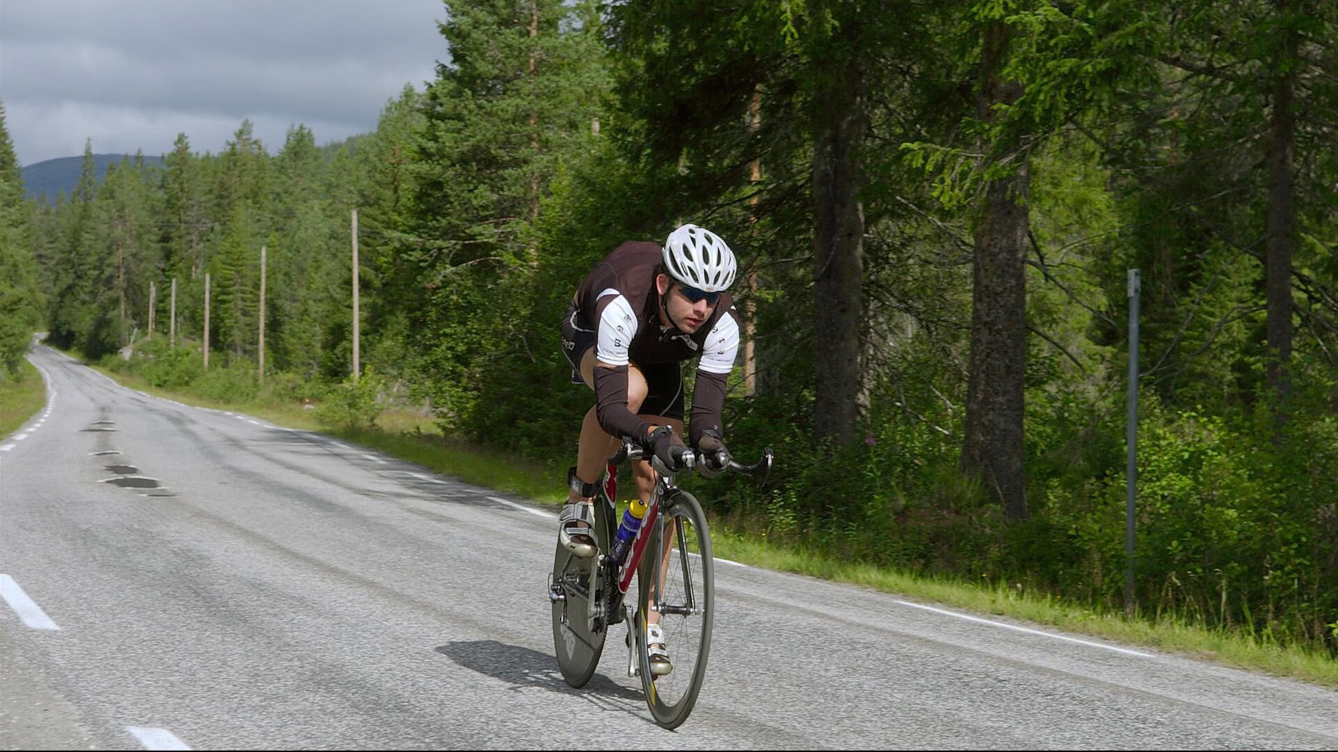 年度焦点之战，火箭连续得分狂潮，全面压制灰熊