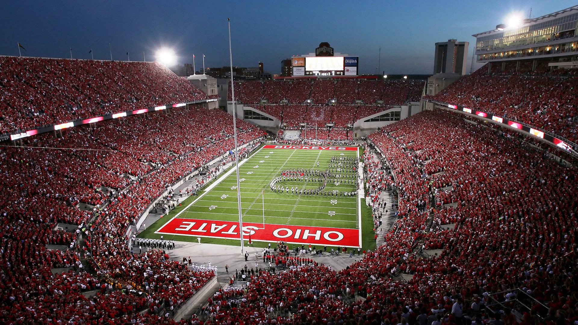 绿茵场上的双重变奏，英超争冠焦点战与德国险胜葡萄牙的战术交响