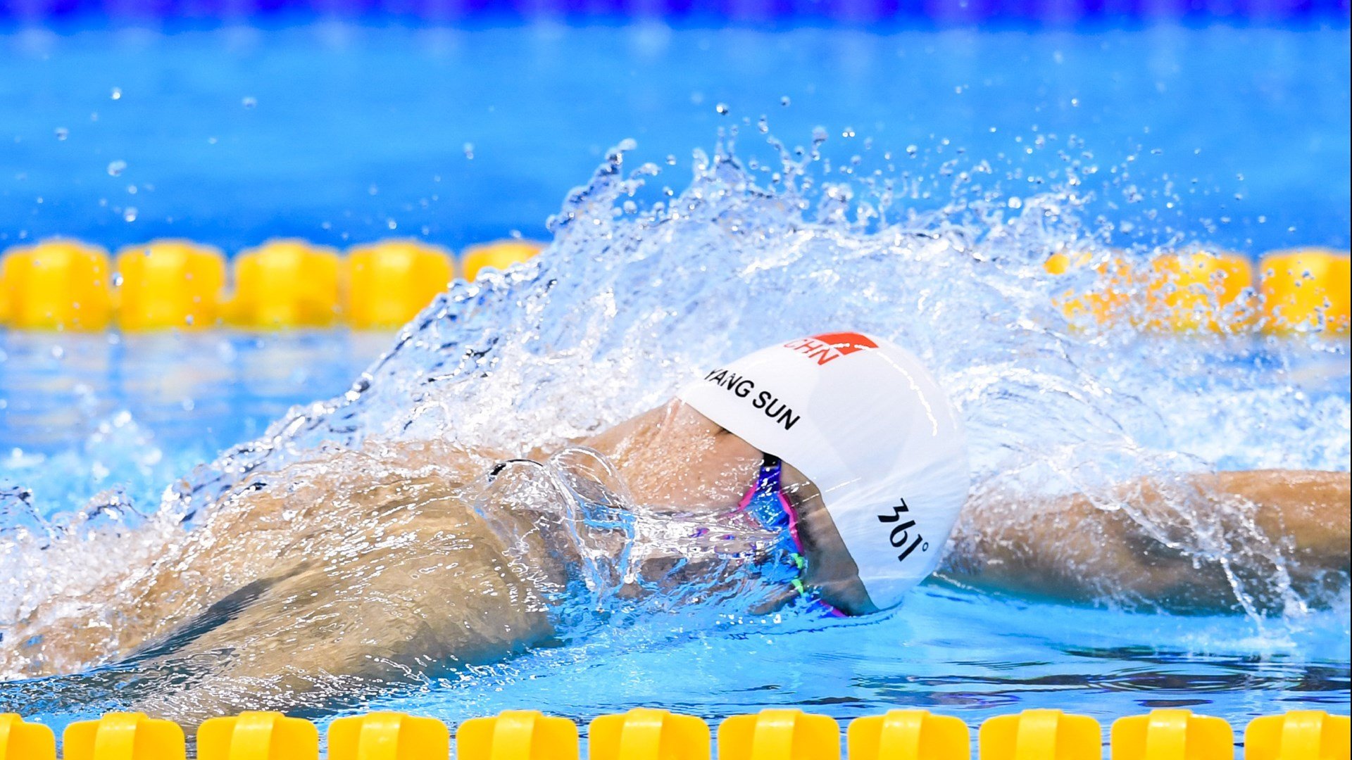 安赛龙状态如火山喷发，印尼队横扫马来西亚队展现羽坛新格局