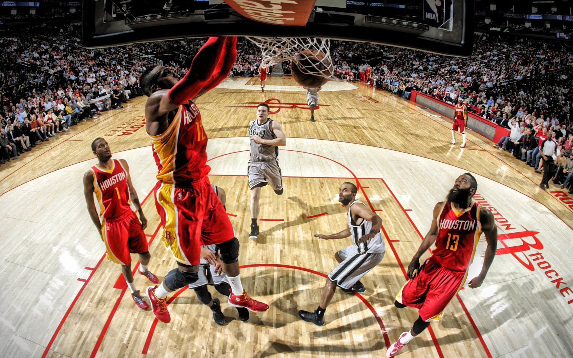 俄城雷霆的三双之夜，当亚历山大遇见米切尔，一场关于唯一的NBA杯宣言